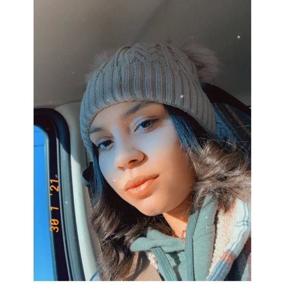 leahhenry290